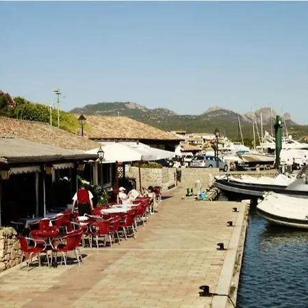 Nicole * بورتو روتوندو